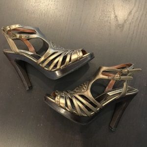 STEVE MADDEN🔥bronze platform heels